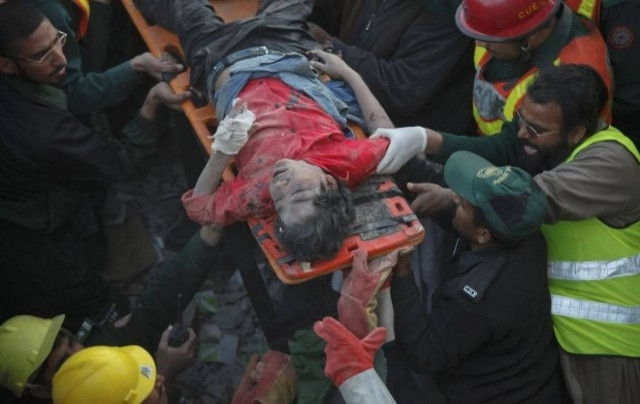 Δεκαεφτά νεκροί στο Πακιστάν!