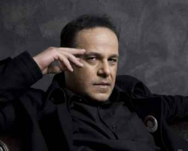 Το «Αμάρτημα της μητρός» στη Σαντορίνη!