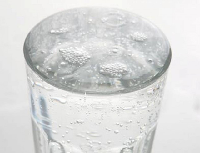 Πίνουν μολυσμένο νερό