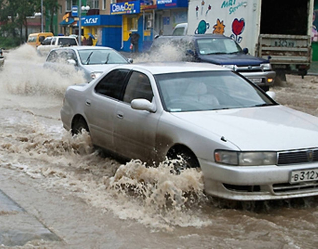 Χωρίς ρεύμα πάνω από 10.000 άνθρωποι στη Ρωσία ελέω κακοκαιρίας