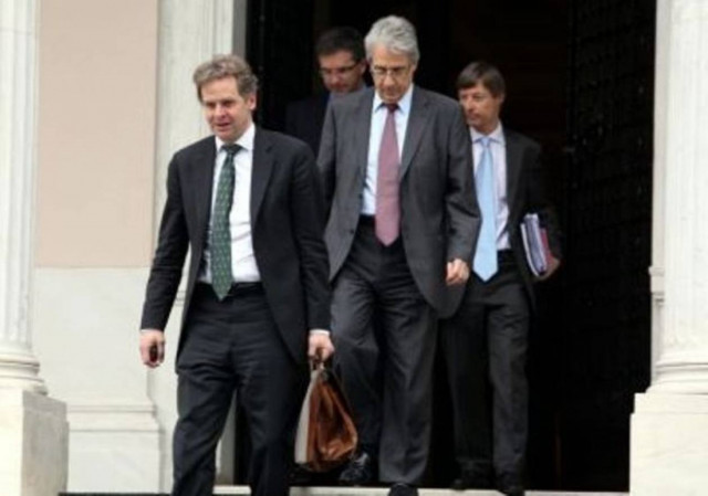 Tα τέσσερα σενάρια για τις περικοπές των συντάξεων