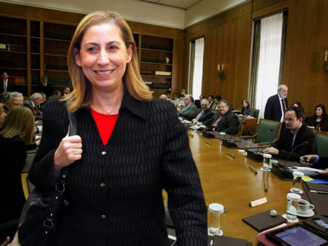 Κύμα παραιτήσεων σαρώνει την κυβέρνηση