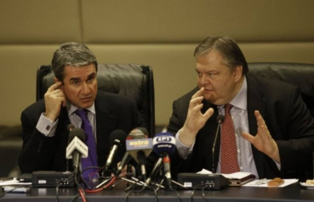 Συνάντηση κορυφαίων στελεχών του ΠΑΣΟΚ