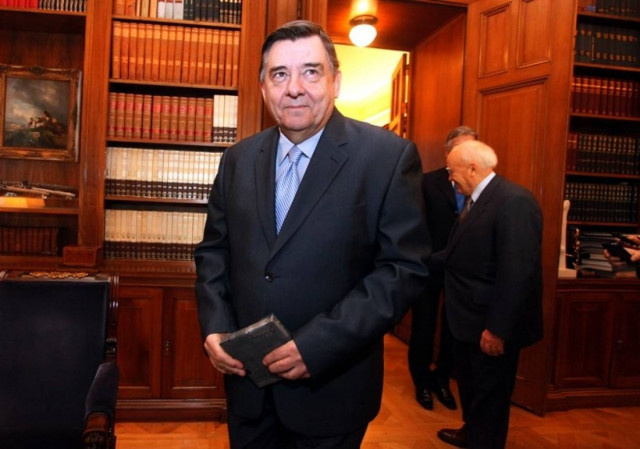 Στην διάθεση Παπαδήμου οι παραιτήσεις των υπουργών του ΛΑΟΣ