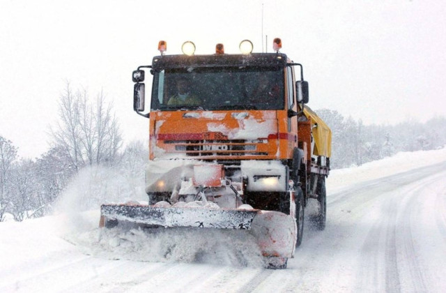 Σε «παγωμένο γύψο» η Ελλάδα