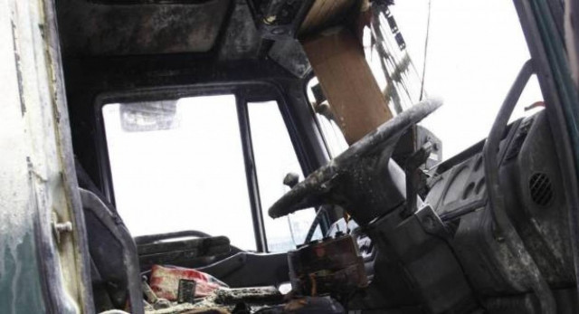 Δημοτικός υπάλληλος έκλεβε πετρέλαιο από τα..απορριμματοφόρα!