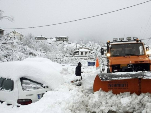 Συνεχίζεται  η κακοκαιρία το Σαββατοκύριακο