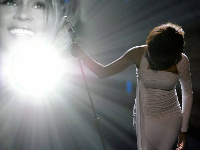 Νεκρή η Γουίτνεϊ Χιούστον