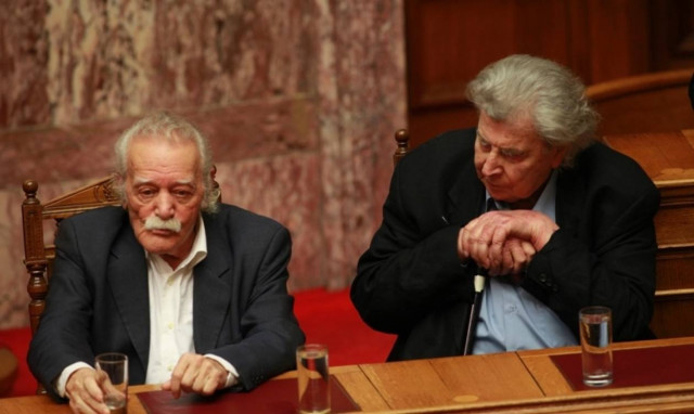 Κοιτάξτε τους στα μάτια και ψηφίστε!