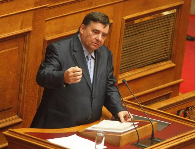 Καρατζαφέρης:«Να απομακρυνθεί ο κ. Παπουτσής»