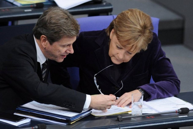 Το αδελφό κόμμα της Μέρκελ μας προτείνει να βγούμε από το ευρώ