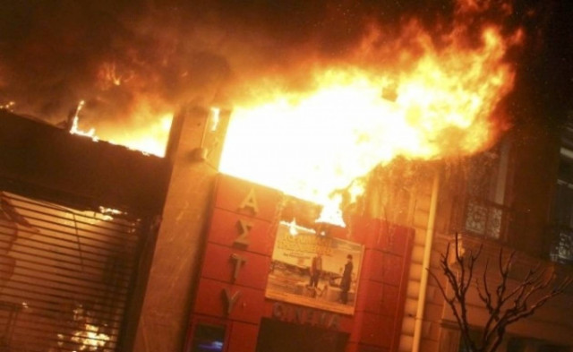 Μου ζήτησαν χρήματα για να μην κάψουν το «ΑΣΤΥ»