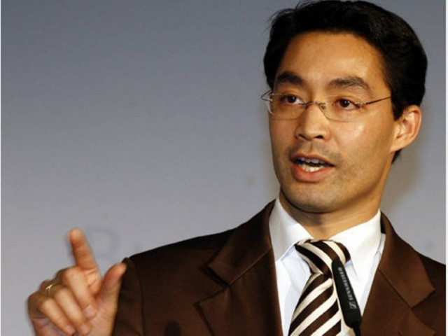 Επιφυλακτικός ο Ρέσλερ παρά την ψήφιση του Μνημονίου