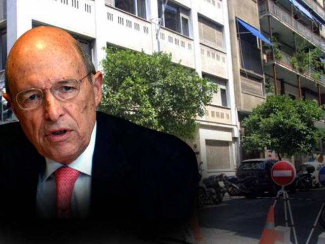 Άγριο κράξιμο στον Σημίτη