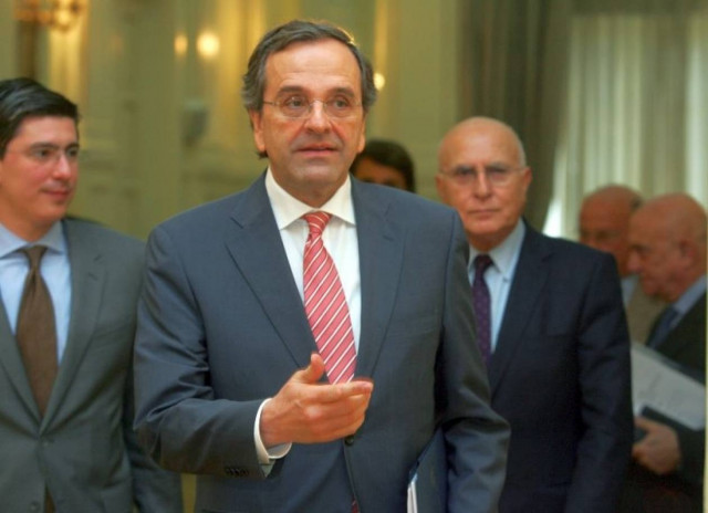 Επίσκεψη Σαμαρά σε τραυματίες αστυνομικούς