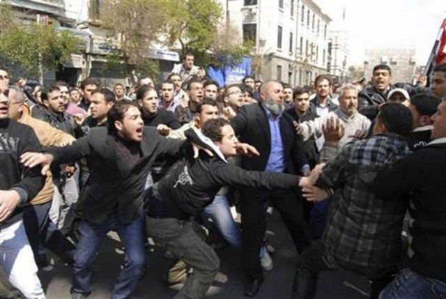 Γαλλία: Εξετάζεται η αποστολή κυανόκρανων στη Συρία