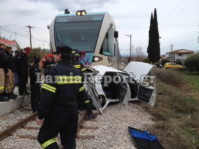Τροχαίο στη Λαμία: Τρένο συγκρούστηκε με αυτοκίνητο