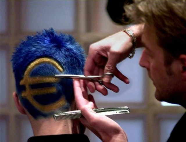 «Πράσινο» φως για τη διαγραφή του επαχθούς Ελληνικού χρέους