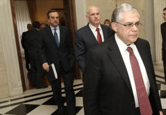 Χωρίς δηλώσεις έληξαν οι συναντήσεις Παπαδήμου με Παπανδρέου - Σαμαρά