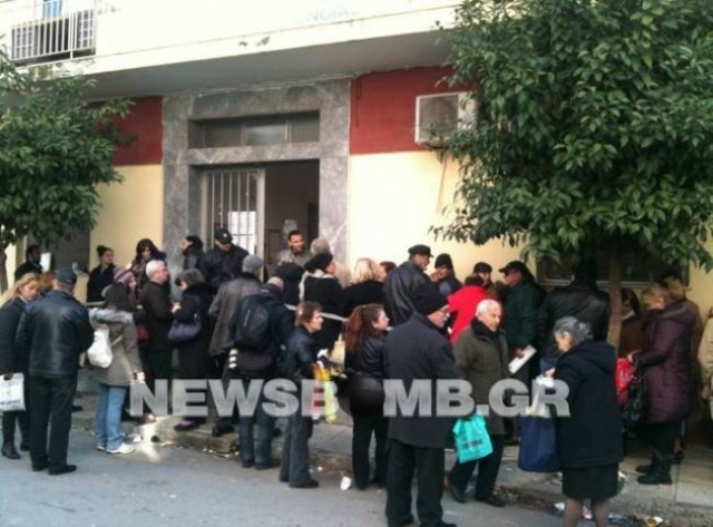 Εικόνες ντροπής για την Ελλάδα του 2012! (βίντεο)