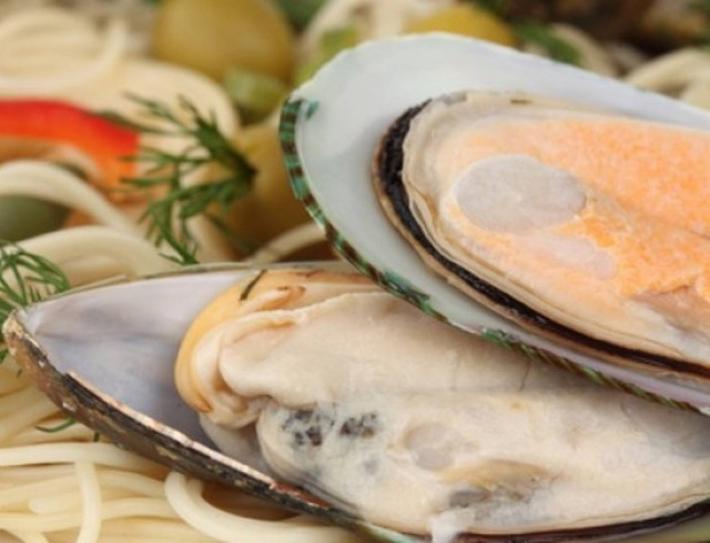 Αλίευε με παράνομο τρόπο οστρακοειδή…