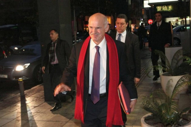 Γ. Παπανδρέου: «Εγώ δεν είμαι Καραμανλής»