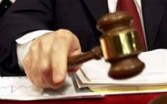 Οι δικαστικοί λειτουργοί διαψεύδουν τα περί παχυλών μισθών