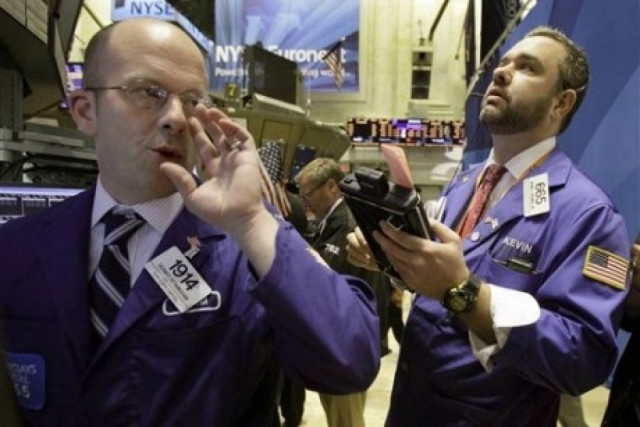 Μικτές τάσεις με επιφυλάξεις στη Wall Street