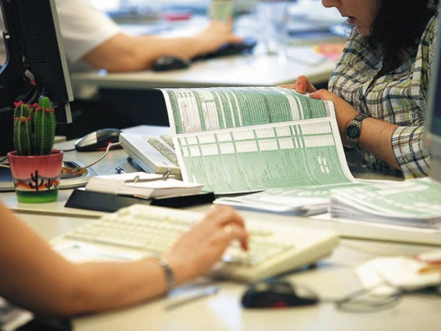 Μαζί εκκαθαριστικό και έκτακτη εισφορά του 2011