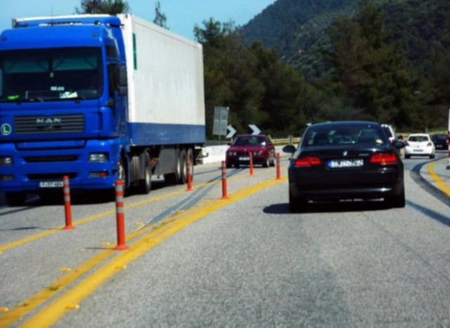 Διακόπτεται η κυκλοφορία στον κόμβο Καλαβρύτων