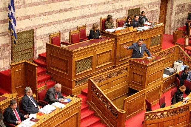 Σκληρή κόντρα Καρατζαφέρη-Παπαϊωάννου