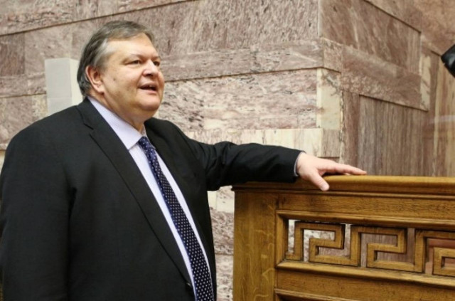 Βενιζέλος: «Είναι άλλο πράγμα τα χαρτιά και άλλο οι άνθρωποι»