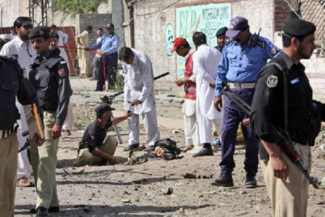 Πακιστάν: Μακελειό σε στάση λεωφορείου