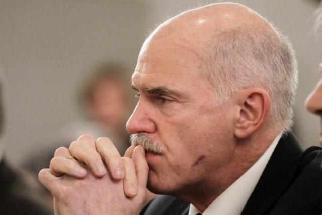 Ο Παπανδρέου αποκάλυψε το ερώτημα του δημοψηφίσματος