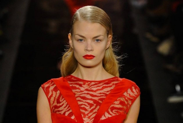 Τα πιο σέξι χείλη από τις πασαρέλες και πώς θα τα αποκτήσετε