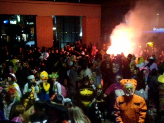«Βγήκαν νύχτα» οι καρναβαλιστές στην Ξάνθη