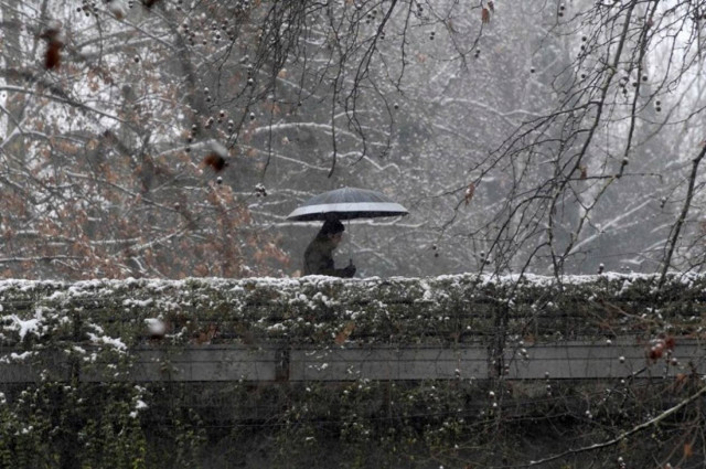 Έρχονται καταιγίδες και χιόνια σε όλη τη χώρα