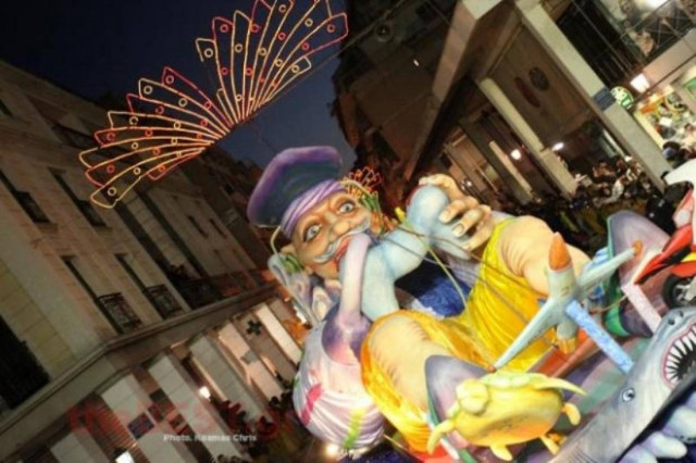 Βασίλισσα του καρναβαλιού η Πάτρα!