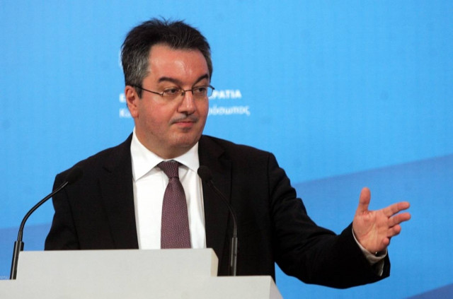 Να γιατί «twittαρει» ο Μόσιαλος!