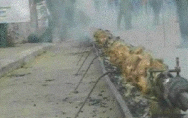 «Όσο η Μέρκελ μας βασανίζει τόσο θα μεγαλώνει το... κοντοσούβλι»!