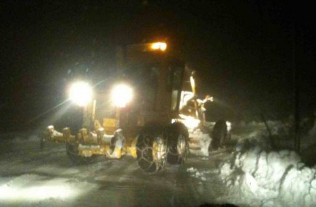 «Είμαστε κοντά στους εγκλωβισμένους, αλλά…»
