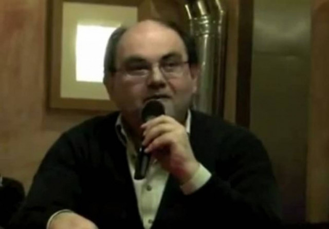 Βόμβα Καζάκη σε Πετσάλνικο