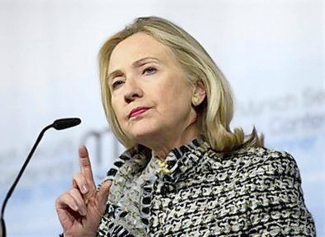 Κλίντον: «Ο Άσαντ είναι εγκληματίας πολέμου»