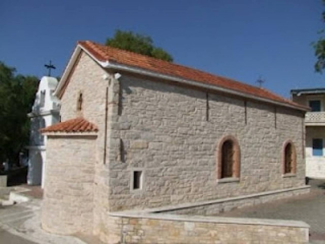 Διέρρηξαν 25 ξωκλήσια στα Καρδάμυλα Χίου!