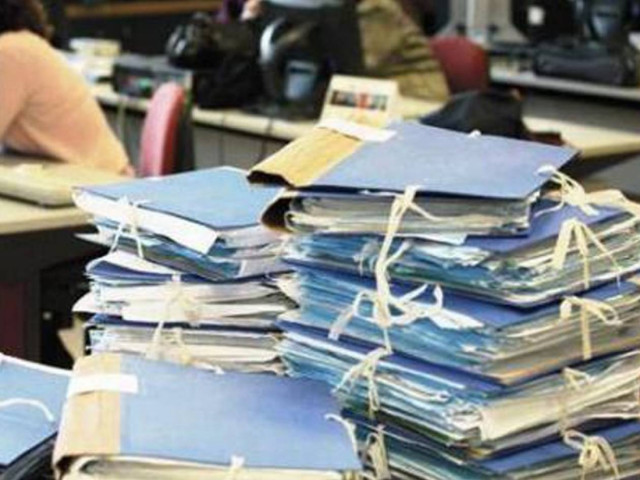 Φρένο στις φορολογικές δηλώσεις βάζουν οι εκλογές