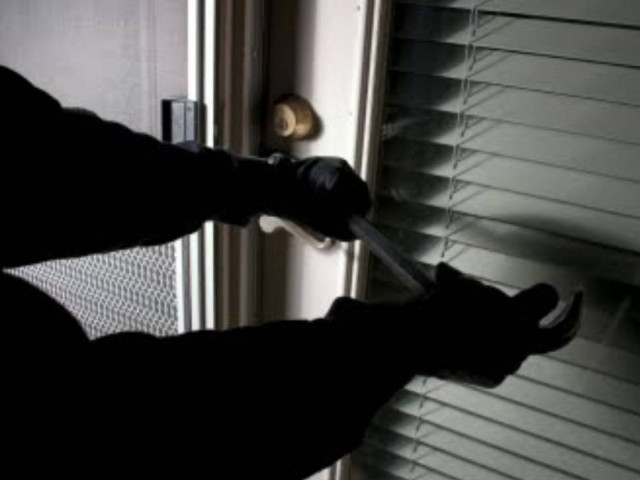 Συνελήφθη 25χρονος για κλοπές σε καταστήματα και σπίτια στην Κάρυστο