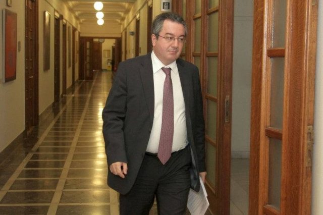 Η. Μόσιαλος: Το ΠΑΣΟΚ πρέπει να αλλάξει προφίλ