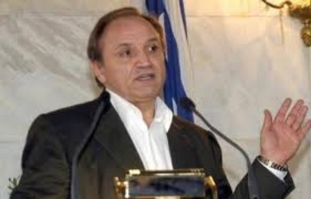 Και ο Tζουμάκας υποψήφιος για αρχηγός του ΠΑΣΟΚ!