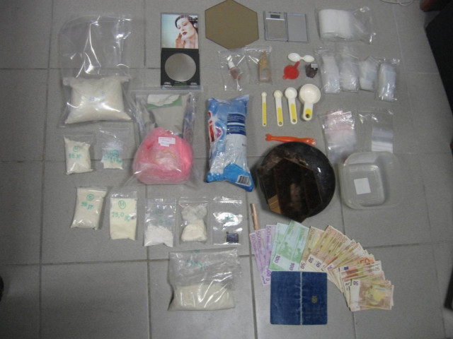 Διακινούσαν ναρκωτικά χάπια στη Θεσσαλονίκη