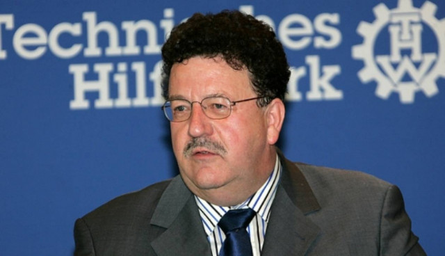 Φούχτελ: Αναμένουμε από την Ελλάδα συγκεκριμένα αιτήματα